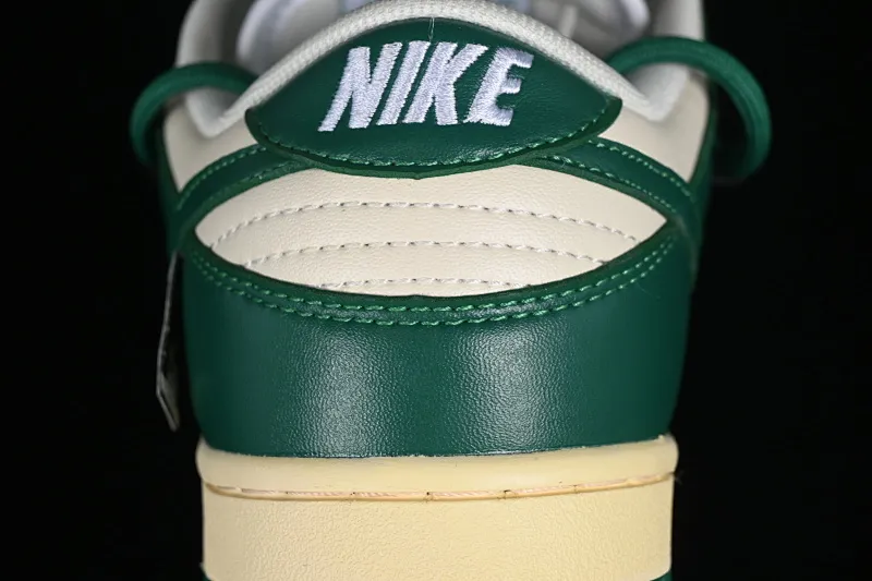 All Categories Nk SB Dunk Series Nk SB Dunk Low Low-top sneakers Nk Dunk Low Sanxingdui 2.0 Retro deconstruction style Old label SB strap low-top casual sneakers DD1503-112